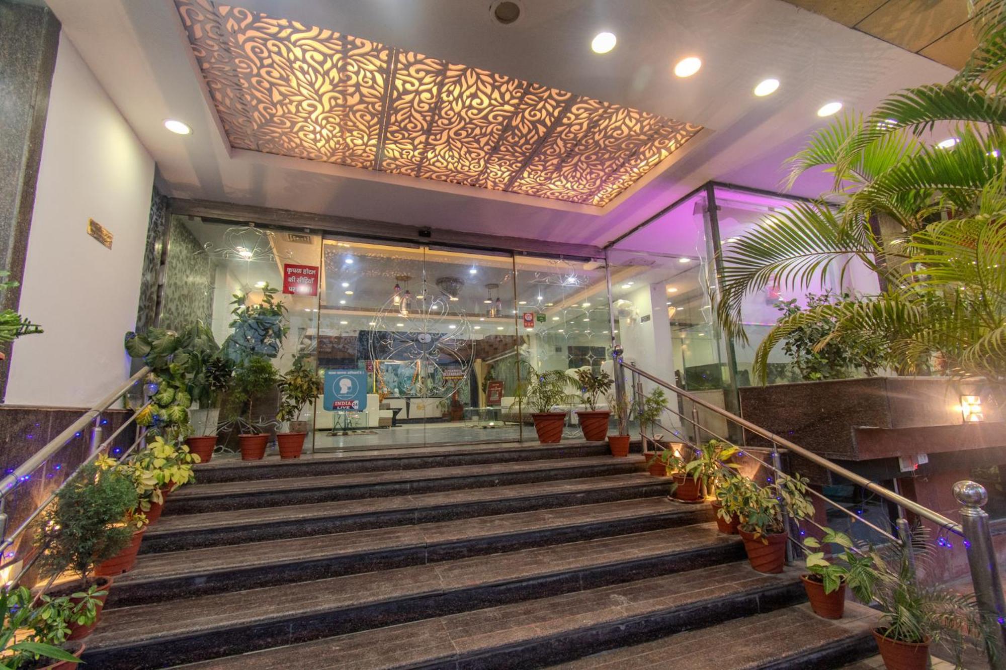 Hotel Raj Mandir 하리드와르 외부 사진